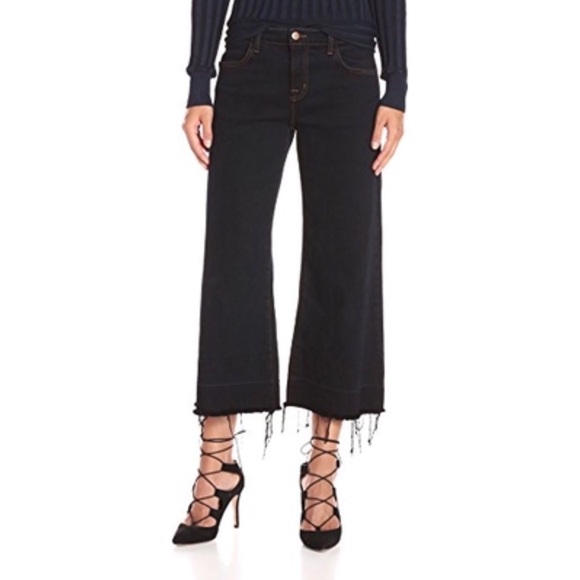 J Brand Pants - J Brand Liza Mid-Rise  Coulter Crop Black  25